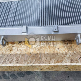 Радиатор масляный Komatsu PC1250-8 21N-03-41120